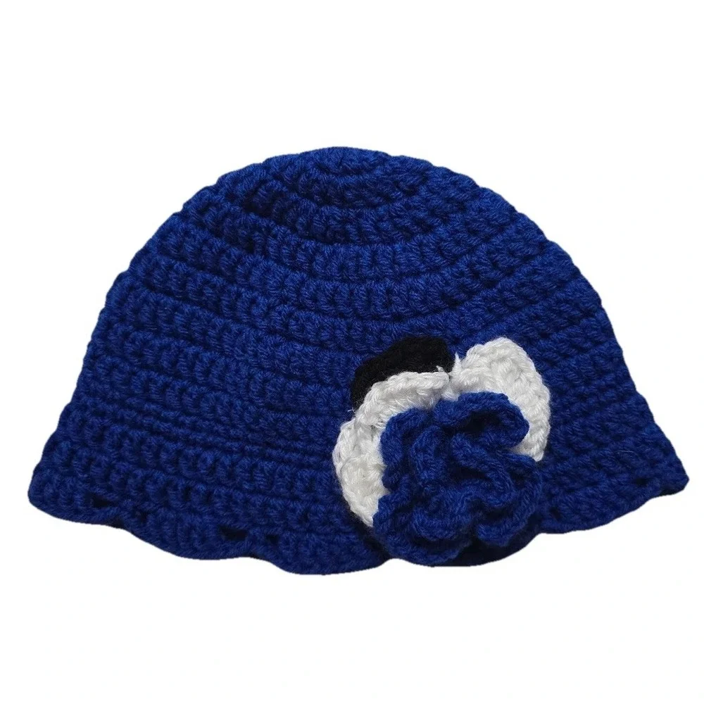 Beanie Crochet Handmade Flower Hat Women's Blue Knit‎ Scalloped Hem One Size NEW